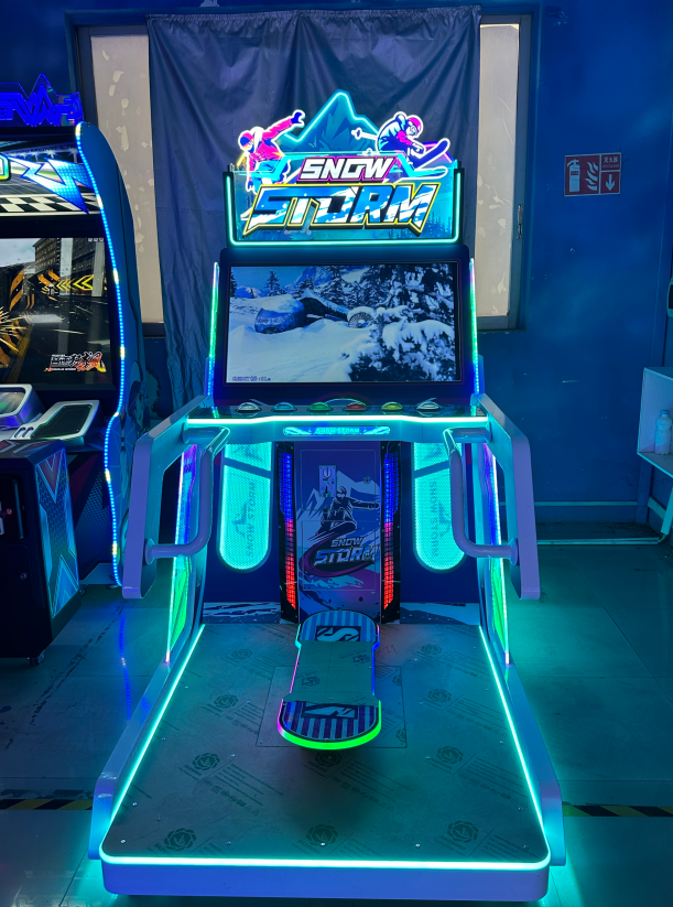 2025 New hot selling skiing machine Snow Storm for arcade